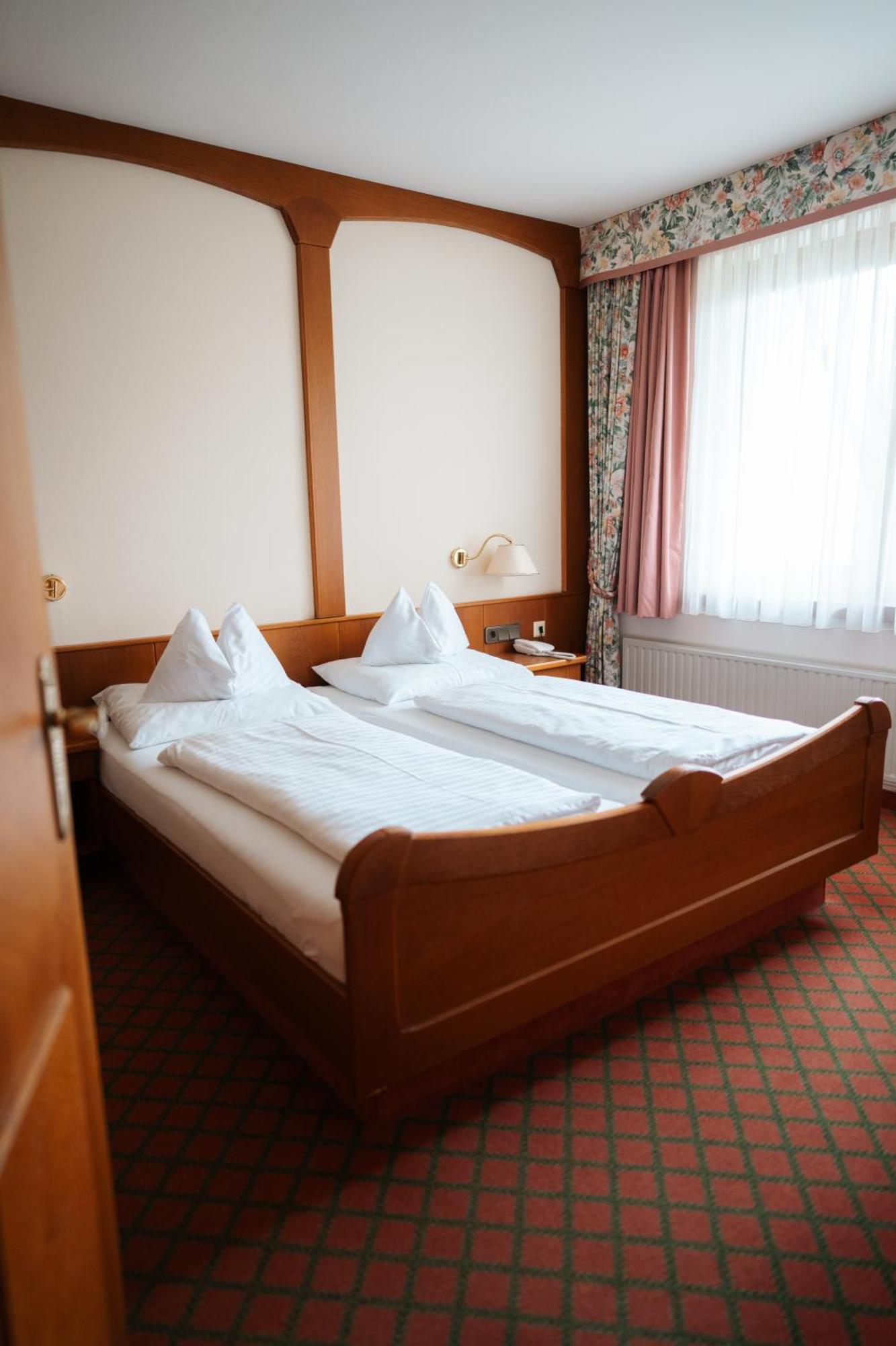 Seehotel Ressmann Drobollach am Faakersee Exterior foto